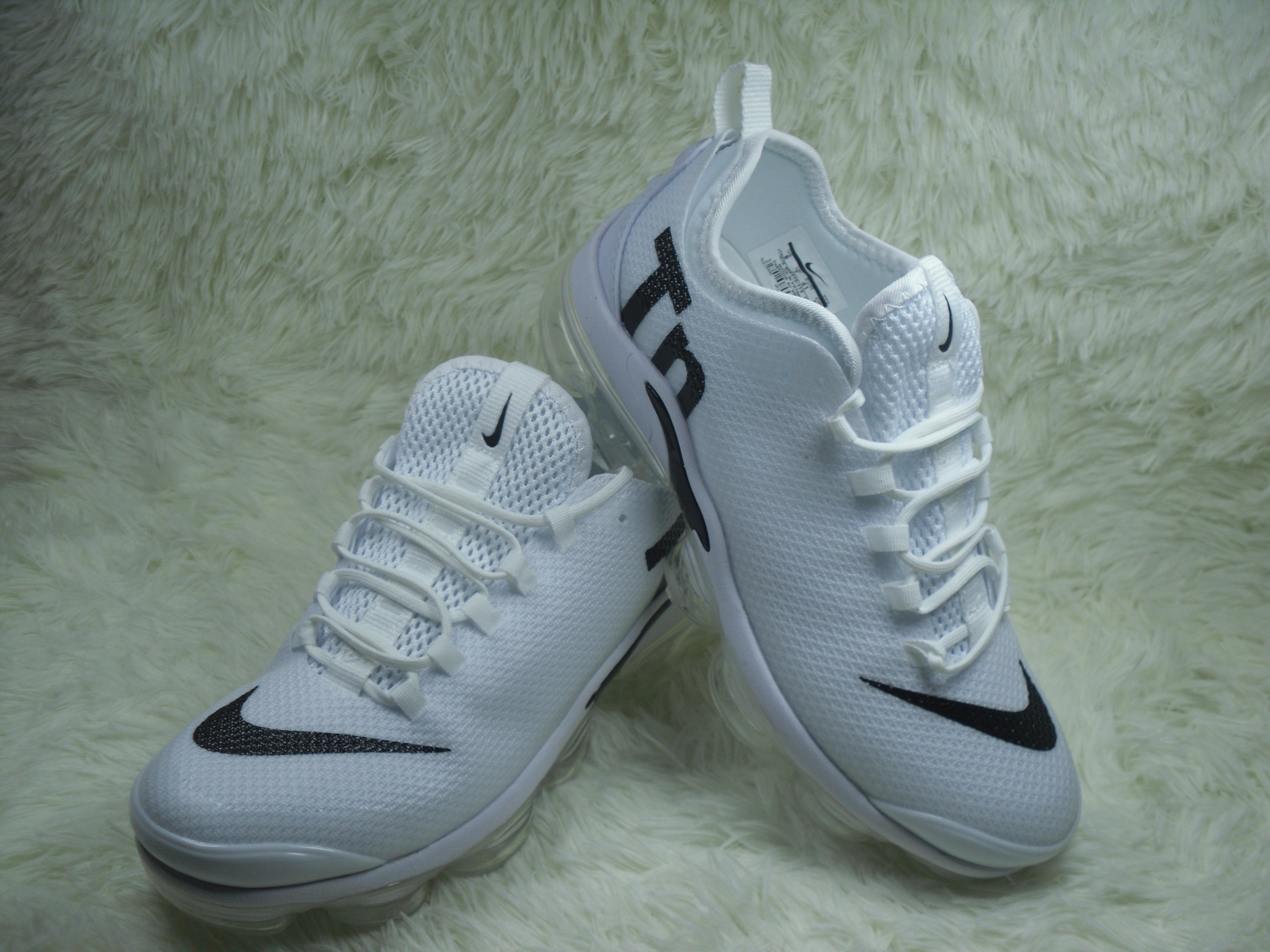 Nike Air Max Plus TN Summer White Black Shoes